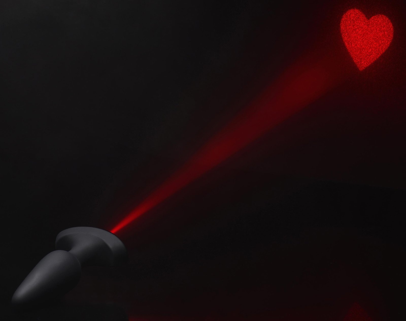 28X Laser Heart Silicone Anal Plug with Remote – Small - Image 4